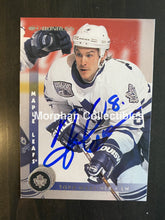 Load image into Gallery viewer, Todd Warner Autographed Cards 1997-98 Donruss #6 Card