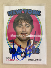 Load image into Gallery viewer, Walt Tkaczuk Signed Cards 1972 Itg #2 Card