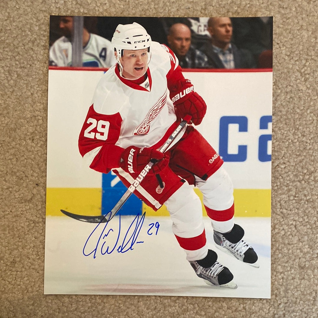 Jason Williams -  Autographed 8x10 Photo - Detroit Red Wings