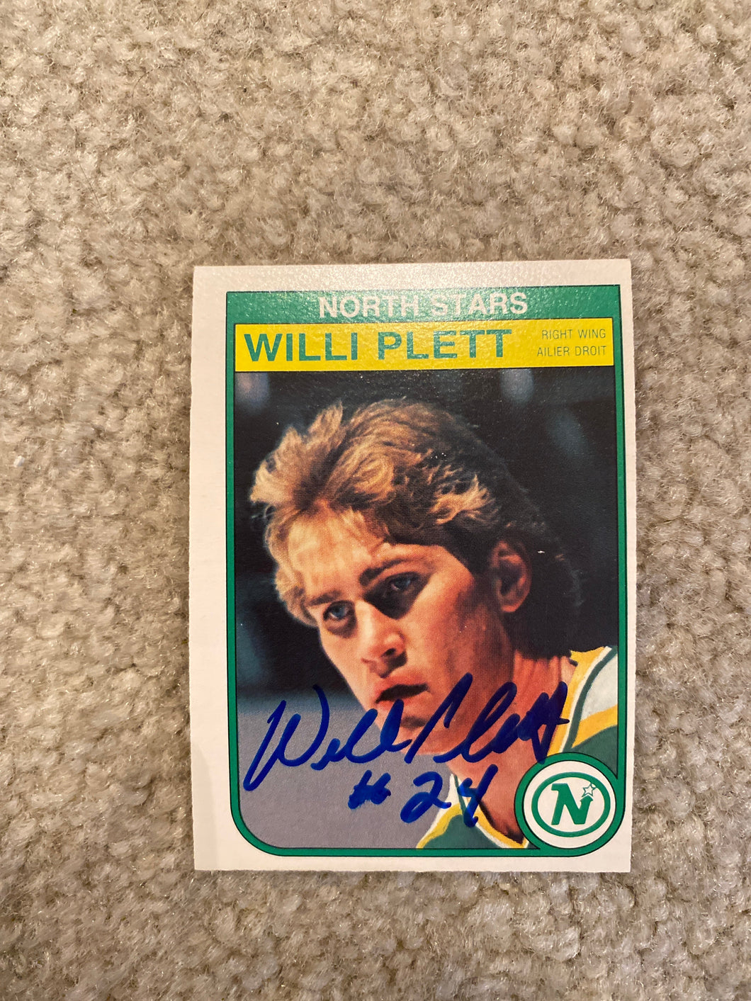 Willi Plett - Autographed Card 1982-83 Opc