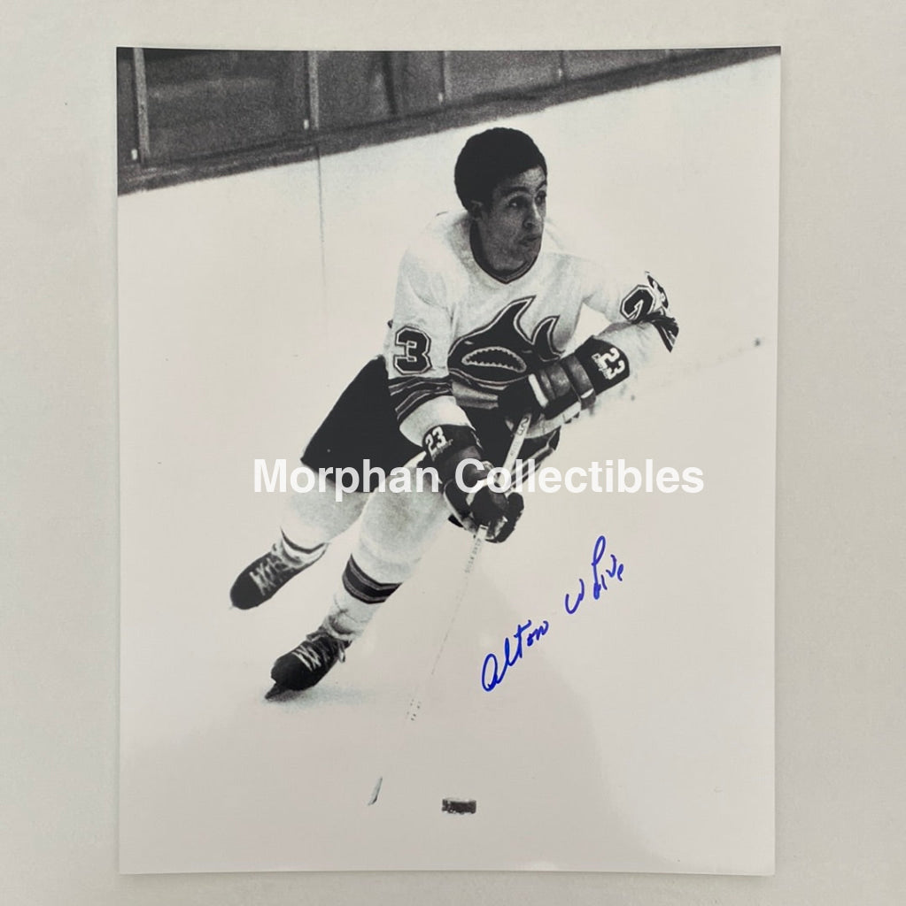 Alton White - Autographed 8X10 Photo San Fransisco Sharks