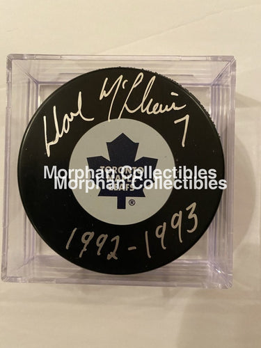 Dave Mcllwain - Autographed Pucks Toronto Maple Leafs 2 Puck