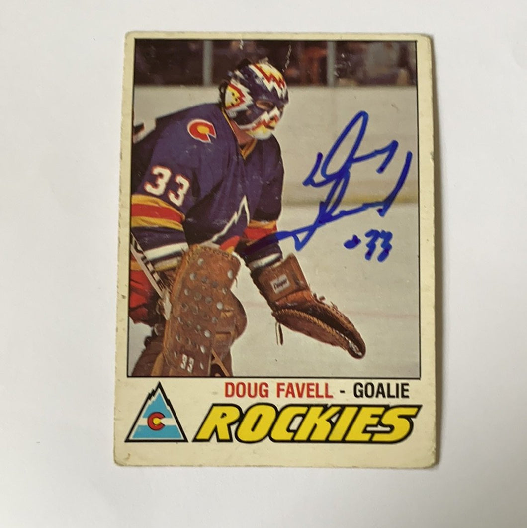 Doug Favell - Autographed Card 1977-78 Opc
