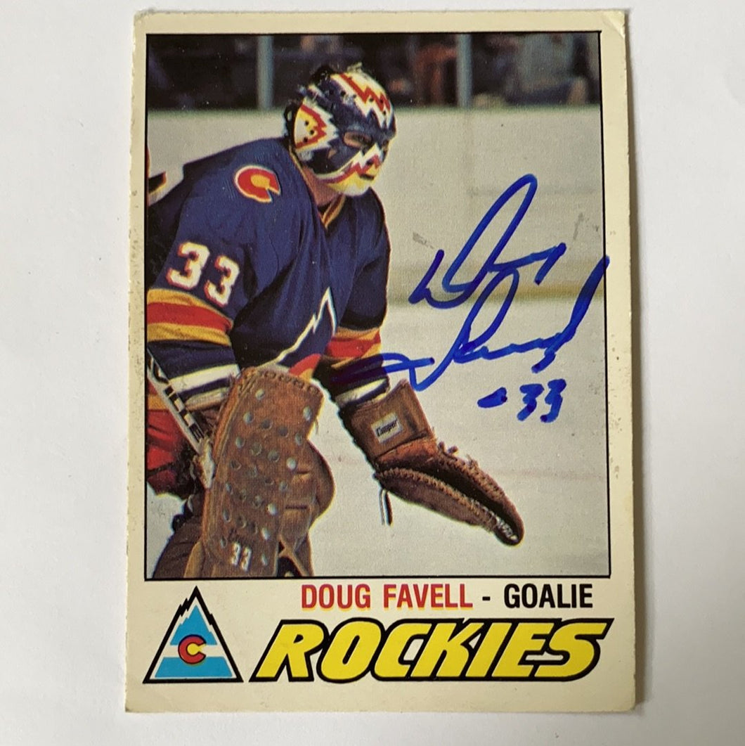 Doug Favell - Autographed Card 1977-78 Opc