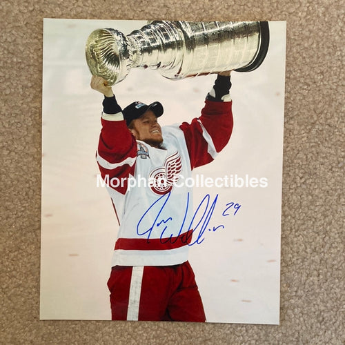 Jason Williams - Autographed 8X10 Photo Detroit Red Wings