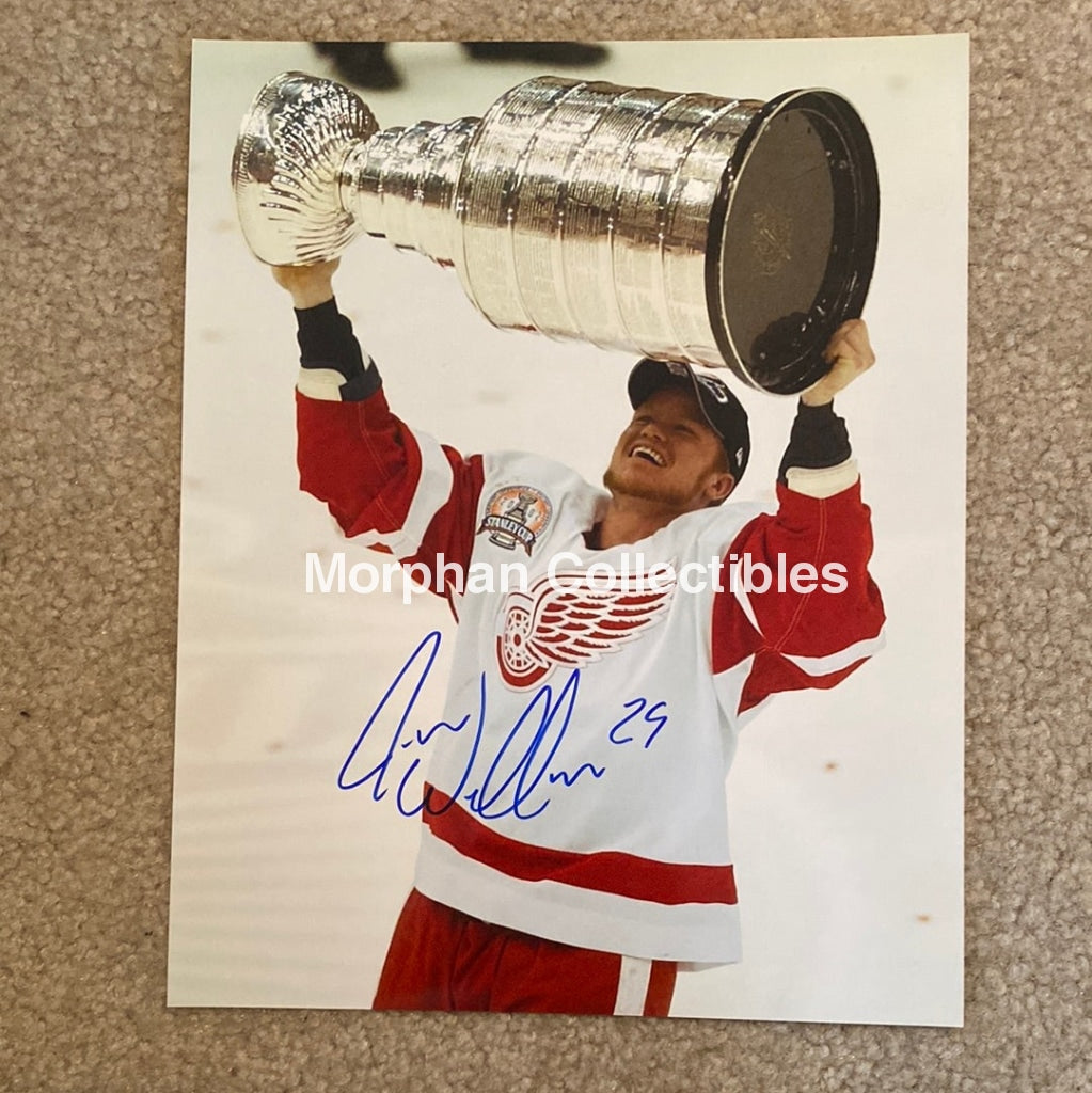 Jason Williams - Autographed 8X10 Photo Detroit Red Wings