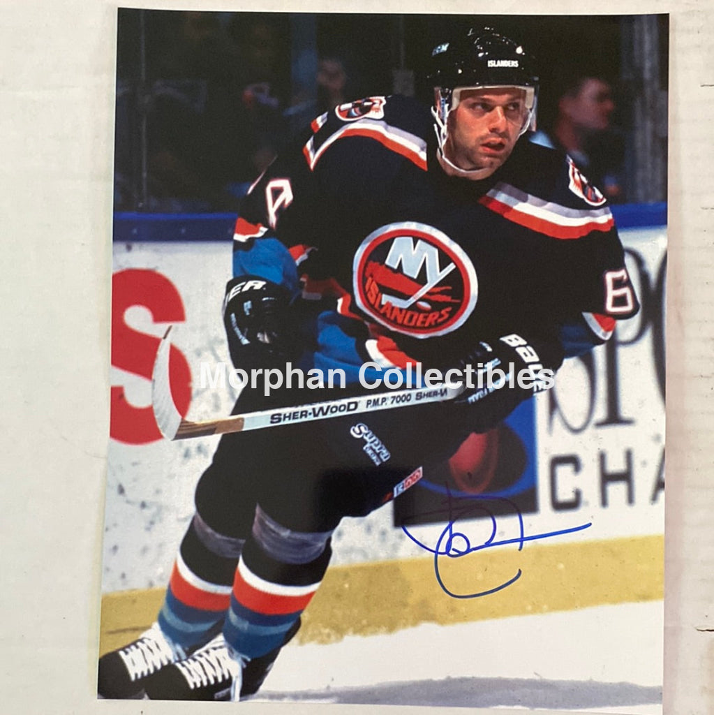 Jimmy Carson - Autographed New York Islanders 8X10 Photo