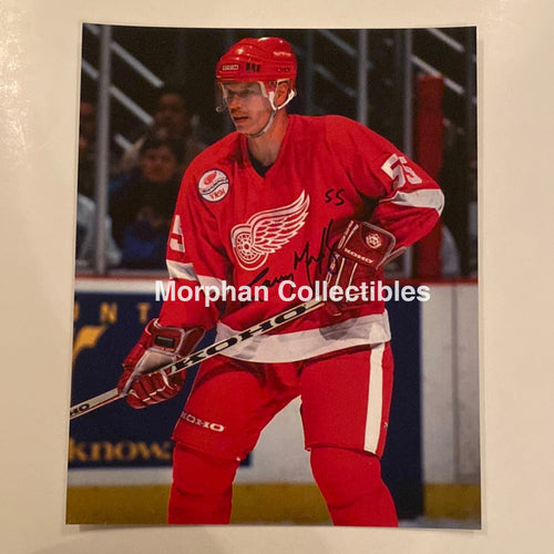 Larry Murphy - Autographed 8X10 Detroit Red Wings Photo