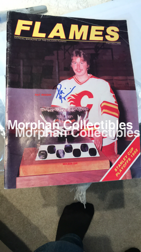 Pat Riggin- Autographed Programs Calgary Flames Program Photo