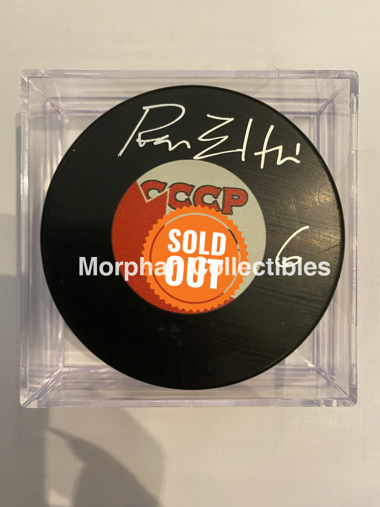 Ron Ellis - Autographed Puck Team Canada 1972