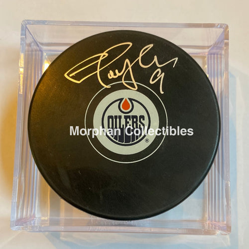 Shayne Corson - Autographed Edmonton Oilers Puck