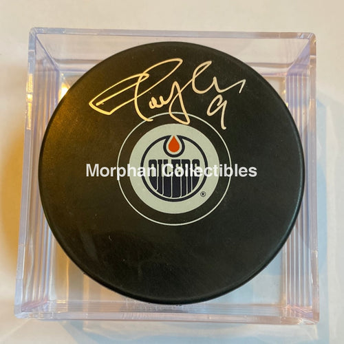 Shayne Corson - Autographed Edmonton Oilers Puck