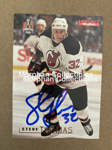 Steve Thomas - Autographed Card 1995-96 Skybox